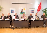 Im Bild (v.l.n.r.): Rudi Schmidt, Martin Aichinger, Gerald Hotz, Hans Kronberger, Kurt Leeb, René Battistutti und Robert Mayr (Foto: A. Rauchenberger).