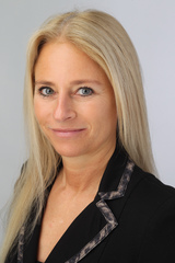 Kathrin Schweder wechselt innerhalb der BSH nun zur Position der Pressesprecherin und ins Produktmanagement im Bereich Spülen und Kälte. Foto: F. Pfluegl).