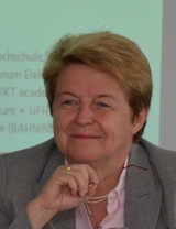 Siemens-Vorstand und FEEI-Präsidentin Brigitte Ederer, hier bei der FEEI-Jahresbilanzpressekonferenz, verlässt vorzeitig Siemens. 