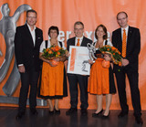 Peter Pollak (li.) und Alfred Kapfer (r.) gratulierten  Maria und Karl Oberklammer sowie Monika Forster zum Expert 2013. 