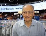 Crestron-Gründer George Feldstein übergibt nach über 40 Jahren die Geschicke des Medientechnik-Marktführers. (©Crestron)