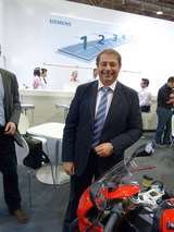 Klaus Ponweiser präsentierte auf der SMART Ducatis erste Motorradentwicklung mit Siemens-Unterstützung der integrierten Fertigung – 1-2-3-4: Design-Planning-Engineering-Executing. (©Karl Pichler)
