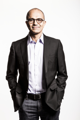 Microsoft-Chef Satya Nadella will in den kommenden Monaten bis zu 18.000 Mitarbeitern abbauen. 