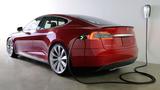 Für das Gesamtjahr erwartet Tesla 35.000 Auslieferungen vom Model S, das in der günstigsten Variante 70.000 Dollar kostet. 2015 will der Elektroautobauer mehr als 60.000 Stück bauen. (©Tesla)