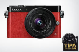 Lumix GM5: 16 Megapixel, ein Live View Finder mit 100% Anzeige bei 1,16 Millionen Bildpunkten, Wechselobjektiv und Fernsteuerung über Smartphone oder Tablet machen die Kamera zum Allrounder für herausragende Fotos.
