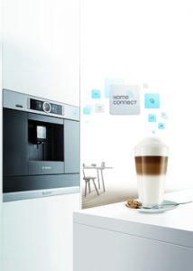 Mit der IFA 2015 zeigt Bosch neue Möglichkeiten zur Heimsteuerung mit Home Connect wie die Coffee World auf. 
