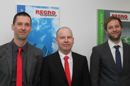Im Bild: Vertriebsleiter Uwe Klingsbigl, Roland Ferstl (Leitung Business Development) und Andreas Litzellachner, der als Energieeffizienz-Experte das INDUSTRIALsales-Team seit September 2015 verstärkt. (©K.Pichler)
