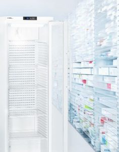 Liebherr-Hausgeräte und der Softwarehersteller Microsoft arbeiten an einem Kühlschrank, der Kunden aus der Pharmaindustrie und dem medizinischen Bereich neue Möglichkeiten der Fernüberwachung und vorhersagenden Wartung bietet. Ein Prototyp wurde bereits vorgestellt. 