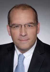 Chief Transformation, Market & Corporate Functions Officer wird Matthias Lorenz.