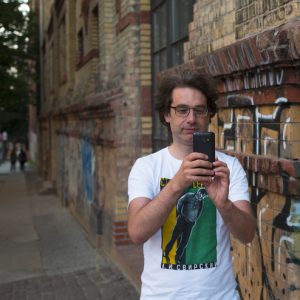 Streetphotographer Jörg Nicht, auf dem Kurztripp durch Berlin, Wien, Zürich und Münschen, nutzt das Smartphone HTC 10,für seine Bilder.
