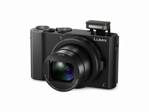 Die kompakte LUMIX LX15 ist ideal für Aufnahmen bei schlechten Lichtverhältnissen und ausgestattet mit einem großen 1-Zoll-Sensor sowie den innovativen 4K Fotofunktionen.
