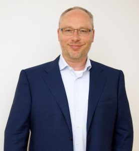 Martijn van Hout, Direktor von HD Austria, freut sich über steigende SAT-Kundenzahlen…
