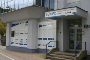 Die Außenansicht des neuen SINFO in Graz.