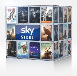 Sky Kunden können mit Sky Store die neuesten Filme direkt nach dem Kino kaufen und sofort ansehen – bis zu zwei Wochen vor DVD-Start. Zusätzlich zur sofort verfügbaren digitalen Fassung wird eine DVD oder Blu-ray versandkostenfrei direkt nach Hause geschickt.
