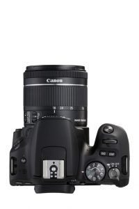 Für Fotoenthusiasten, denen das Smartphone nicht mehr genug ist, bringt Canon die leichte EOS 200D.