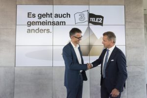 3CEO Jan Trionow und Alfred Pufitsch, CEO Tele2 Österreich, kündigten vergangenen Freitag die ÜBernahme von Tele2 Österreich durch Drei an.