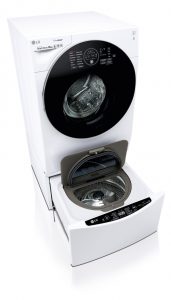 Die etwas andere LG Waschmaschine hat eine zweite Mini-Waschmaschine im Sockel integriert und sorgt so für Flexibilität und Zeitersparnis beim Wäschewaschen. (LG Electronics)
