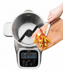 Das Schnitzelwerk „Shred&Slice“ der neuen i-Prep&Cook Gourmet ist kompatibel mit dem Prep&Cook-Vorgängermodell. Mit dem Dampfgaraufsatz „Perfect Steam“ lassen sich die Zutaten vitaminschonend garen.  