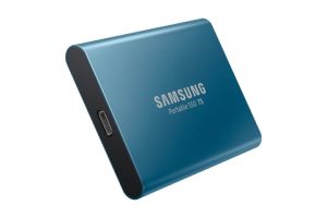 Die Samsung Portable SSD T5 soll mit besonders hohen Schreibe- und Lesegeschwindigkeiten punkten. 