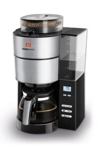 Im Mittelpunkt des Messeauftrittes stehen die „erste Filterkaffeemaschine mit integriertem Mahlwerk - AromaFresh“ .... 
