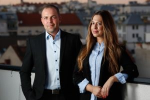 Martin Gaitzenauer und Andreja Majer sind bereits für TCL Communication und Alcatel in Zentral- und Osteuropa tätig. Nun übernehmen sie zusätzlich die Verantwortung für den Markt DACH. (Foto: TCL Communications)