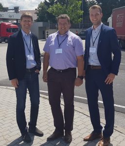 Die Business Safari Teilnehmer von Rexel Austria (v.l.n.r): Helmut Bauer (Regro Vertriebsleiter), Karl Zenz (Niederlassungsleiter Regro Linz und Salzburg) und Christoph Czaby (Business Manager Energy Solutions bei Rexel Austria).
