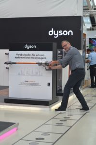 …Peter Pollak (Dyson) sowie…