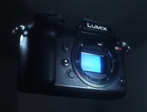 Mit den beiden neuen DSLM-Vollformat-Modellen LUMIX S1R und LUMIX S1 nimmt Panasonic ab dem kommenden Jahr das Profisegment ins Visier.