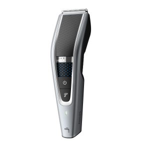 Der Philips Rasierer 3100 ermöglicht eine gründliche Rasur.