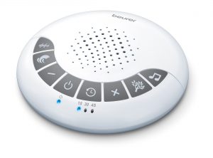 Die Einschlafhilfe SL 15 DreamSound will den Benutzern dagegen mit angenehmen Geräuschen erleichtern.