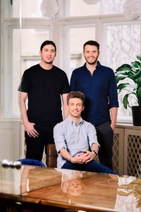 Die Refurbed-Gründer Jürgen Riedl, Kilian Kaminski und Peter Windischhofer (v.l.) wollen die Reichweite ihrer Plattform in den kommenden Monaten deutlich ausbauen.