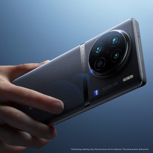 Das Kamerasystem und die mobile Bildgebung spielen beim vivo X90 Pro die Hauptrolle. Das sieht man auch am Design des neuen Flaggschiff-Smartphone von vivo.