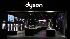Nun verkauft Dyson also auch physisch direkt an heimische Endkonsumenten. Am 7. August 2021 eröffnete das britische Unternehmen seine erste direkte Verkaufsfläche in Österreich. (Foto: Dyson)
