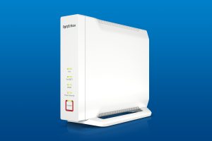 Die neue FRITZ!Box 4060 unterstützt WLAN Mesh und ist mit Wi-Fi 6 ausgestattet. Damit sollen sich noch einmal deutlich mehr WLAN-fähige Geräte schnell und stabil ins Heimnetz integrieren lassen.