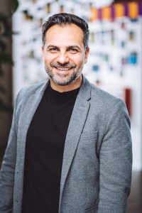 Babak Ghasemi ist seit mehr als zehn Jahren im Finanzbereich der Deutschen Telekom tätig. Mit Jänner wechselt er als CFO zu Magenta nach Wien.