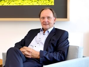 Robert Pfarrwaller, CEO des Elektrogroßhändlers REXEL Austria, sieht in der Energiewende große Chancen für die Elektrobranche.