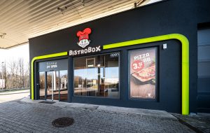 Der neue 24/7 Smart Store der BistroBox in Steyr ist ein Tankstellenshop, der ohne Verkaufspersonal auskommt.