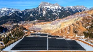 Energy3000 solar ebnet am steirischen Erzberg mit einer mittlerweile 7,7 MWp großen PV-Anlage den Weg in eine grüne Bergbau-Zukunft.