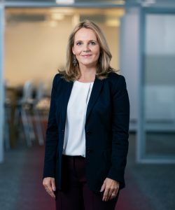 Vorständin und CCO Consumer, Natascha Kantauer-Gansch übernimmt die Verantwortung für das Enterprise-Geschäft sowie – vorbehaltlich des Aufsichtsratsbeschlusses – die Funktion der stellvertretenden CEO.